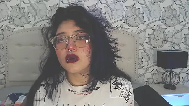 SabrinaV  online show from 2, 4, 2026