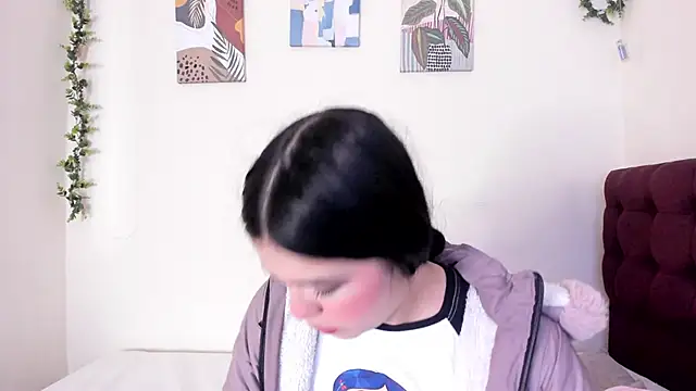 Dulcee 1 online show from 2, 12, 2025