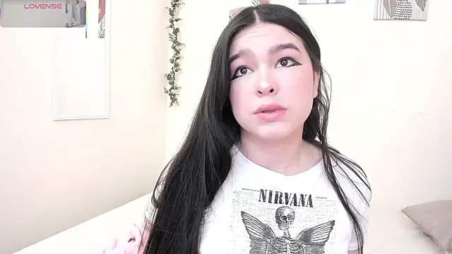 Dulcee 1 online show from 18, 11, 2025