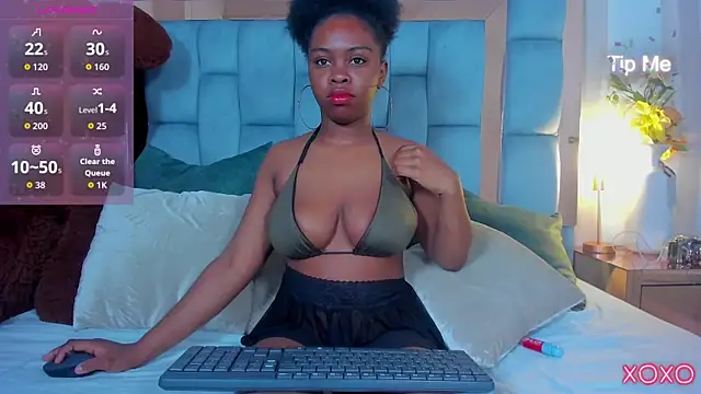 Snapshot of hazellanee chatting on 22, 5, 2026 hazellanee online show from 22, 5, 2026