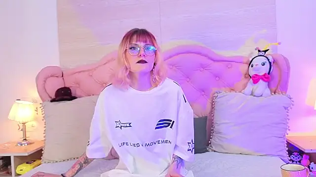 Rossiie Hunt  online show from 26, 11, 2025