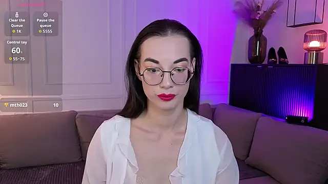 EmmaJakson online show from 23, 9, 2025