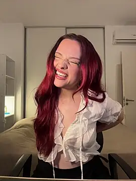 jazmin-here online show from 24, 11, 2025