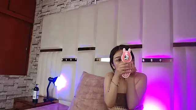 ANLLELOAndANGELA online show from 8, 11, 2025