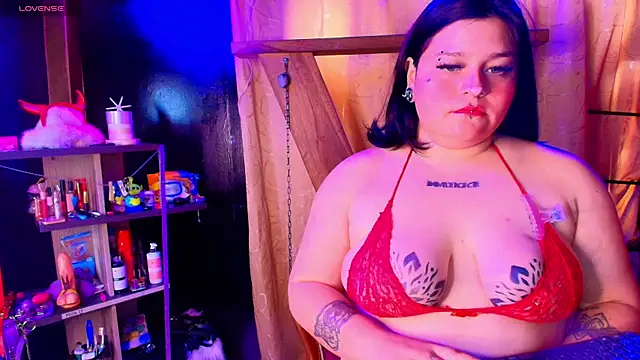 Miilaa    online show from 22, 11, 2025