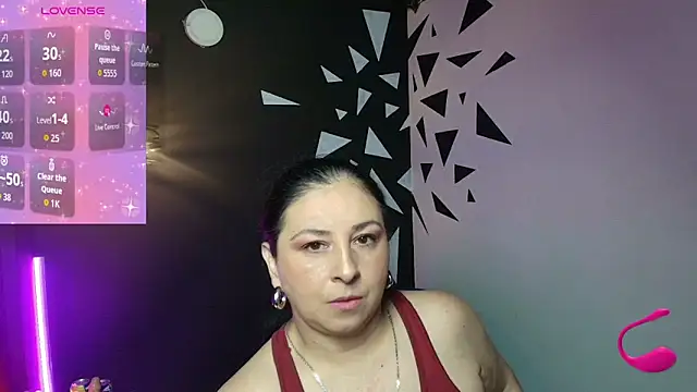 AgataThompson  online show from 9, 10, 2025