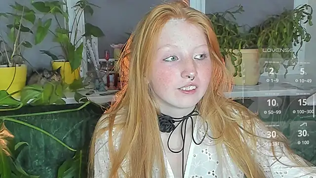 Snapshot of RitaSweety18 chatting on 4, 11, 2025 RitaSweety18 online show from 4, 11, 2025