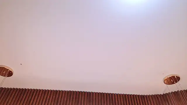 IrissBloom online show from 13, 12, 2025