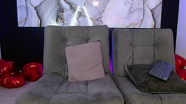 deivid bigcock1 online show from 12, 10, 2025