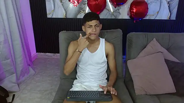 deivid bigcock1 online show from 25, 9, 2025