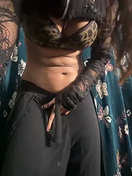 Snapshot of DAMinii_ chatting on 6, 11, 2025 DAMinii online show from 6, 11, 2025