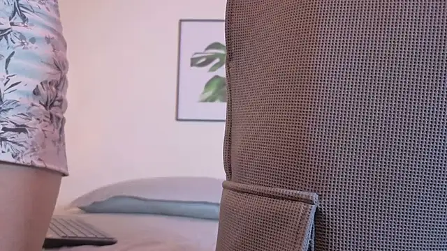 afrodita aares online show from 15, 4, 2026