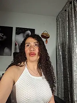 Lina 444 online show from 27, 11, 2025