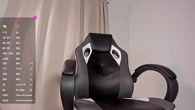 Snapshot of DarkLuster_22 chatting on 24, 10, 2025 DarkLuster 22 online show from 24, 10, 2025