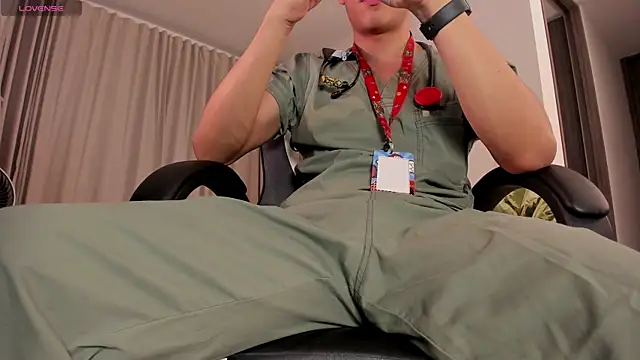 Snapshot of DarkLuster_22 chatting on 1, 11, 2025 DarkLuster 22 online show from 1, 11, 2025