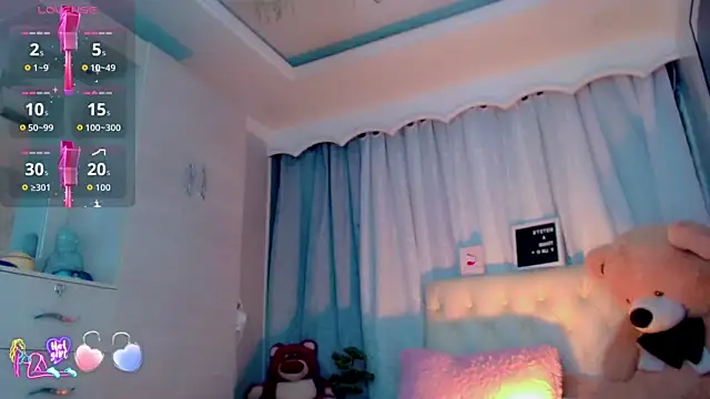 Snapshot of Julia_Bulette1 chatting on 14, 7, 2026 Julia Bulette1 online show from 14, 7, 2026