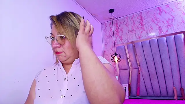 MaylinRosse  online show from 3, 11, 2025