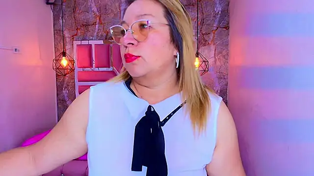 Snapshot of MaylinRosse_ chatting on 31, 1, 2026 MaylinRosse online show from 31, 1, 2026