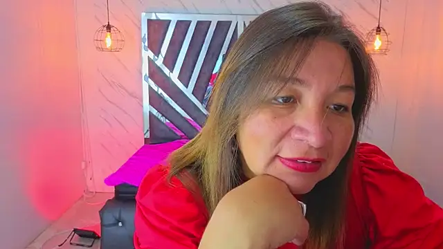 Snapshot of MaylinRosse_ chatting on 16, 6, 2026 MaylinRosse online show from 16, 6, 2026