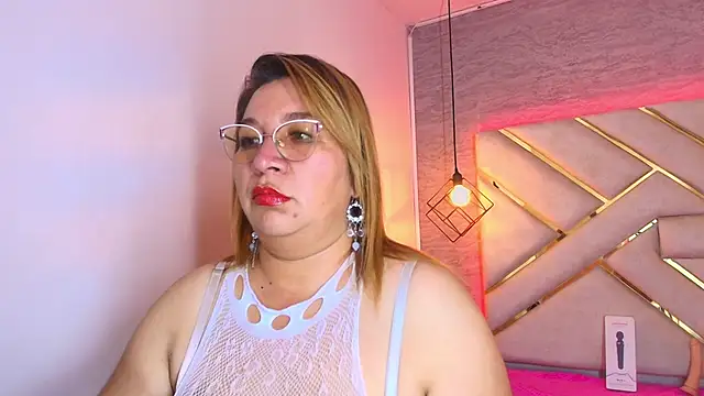 MaylinRosse  online show from 8, 11, 2025