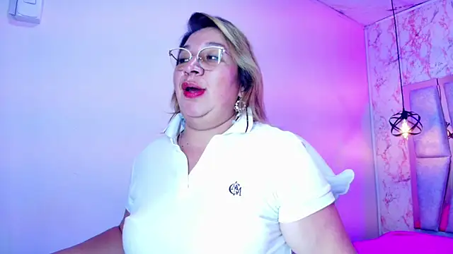 MaylinRosse  online show from 28, 10, 2025