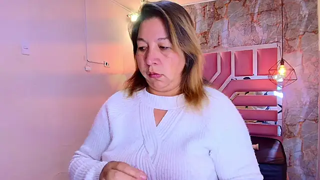 MaylinRosse  online show from 10, 4, 2026