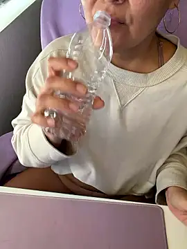 sw33th3art online show from 6, 1, 2026