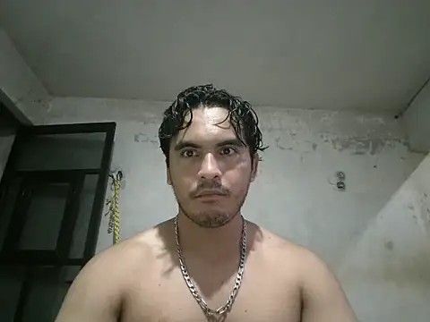 Snapshot of Alcee490 chatting on 21, 9, 2025 Alcee490 online show from 21, 9, 2025