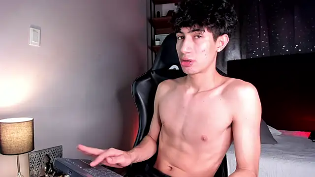 Lenapaul  online show from 30, 11, 2025