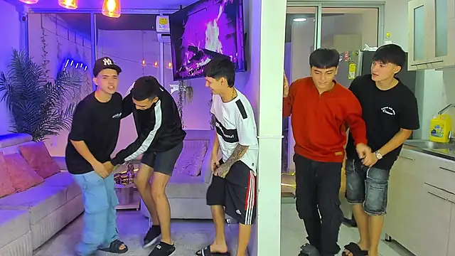 Houseofwarrios online show from 12, 4, 2026