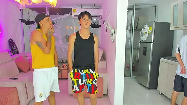 Houseofwarrios online show from 6, 10, 2025