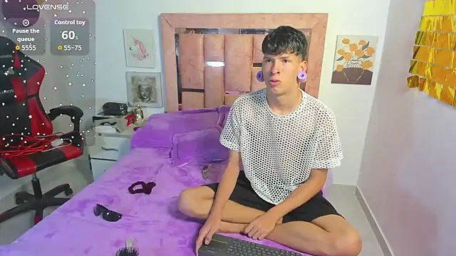 DemianSalvatore online show from 5, 1, 2026