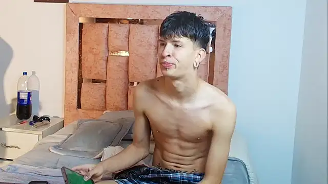 DemianSalvatore online show from 4, 12, 2025