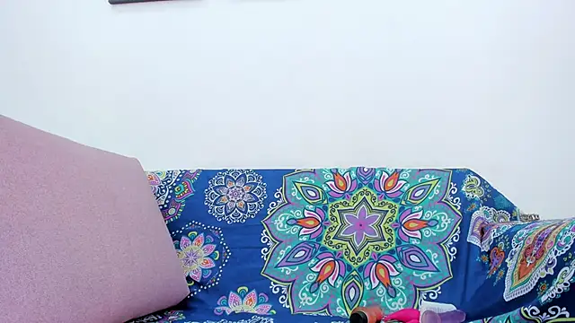 misshidalgo online show from 8, 11, 2025