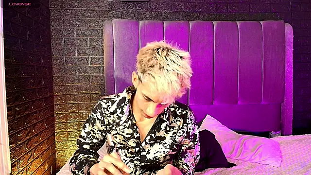 Erick Velveth online show from 7, 11, 2025