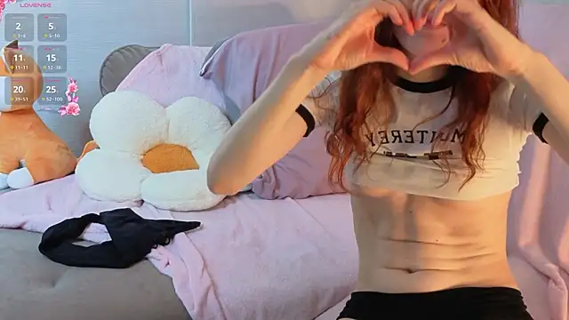 Snapshot of Little_rosy chatting on 20, 2, 2026 Little rosy online show from 20, 2, 2026