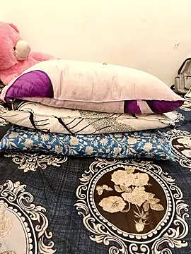 Snapshot of Sweets-jaanu chatting on 13, 11, 2025 Sweets-jaanu online show from 13, 11, 2025