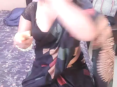 bold kiara online show from 3, 12, 2025