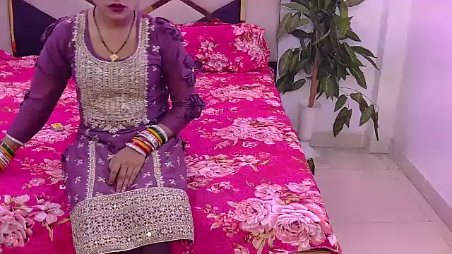 Lovelyy-couple online show from 23, 3, 2026