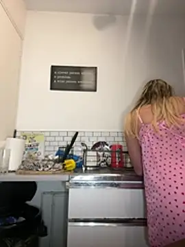 BabyBluexox online show from 25, 2, 2026