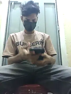 crish09 online show from 16, 5, 2026