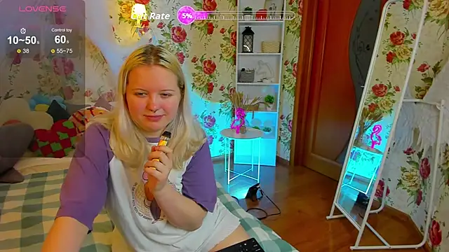 RoseThomas  online show from 3, 11, 2025