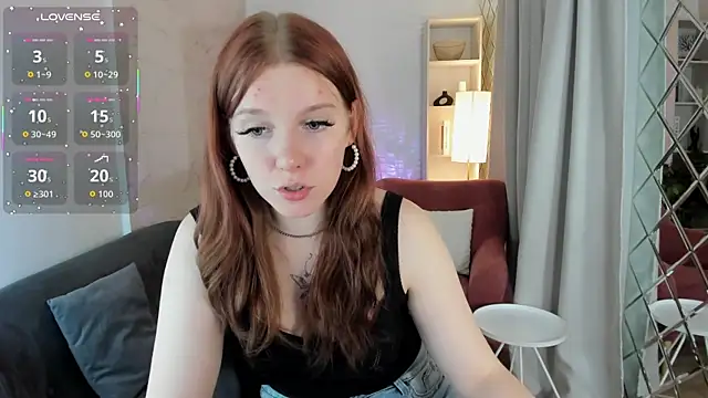 Layla Glam online show from 23, 11, 2025