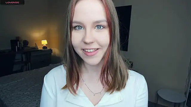 MaliaBourraine online show from 24, 9, 2025