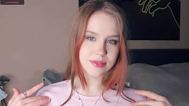 MaliaBourraine online show from 28, 2, 2026