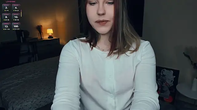 MaliaBourraine online show from 4, 10, 2025