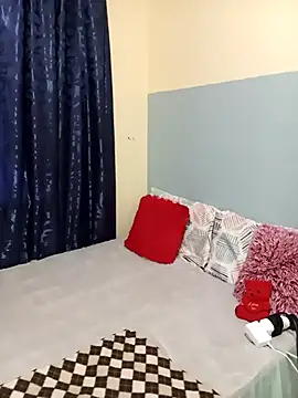 BubblyBeautiful online show from 8, 11, 2025