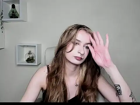 NinaBlond1 online show from 23, 10, 2025