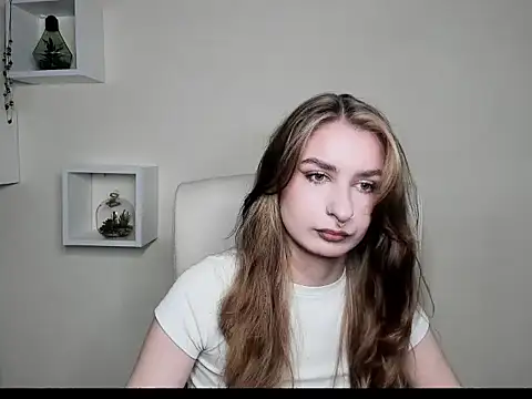 NinaBlond1 online show from 22, 10, 2025