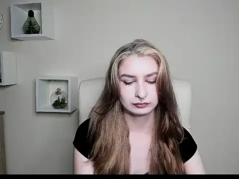 NinaBlond1 online show from 14, 10, 2025